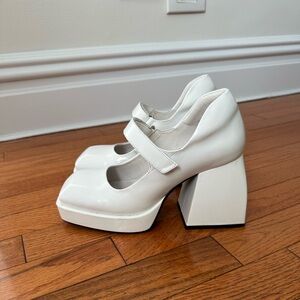 Jeffrey Campbell REINE-2 Pumps